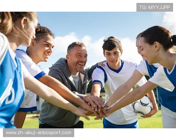 足球运动员通过实时生理监测是否能优化比赛表现与恢复计划